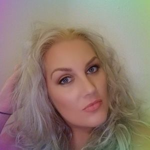 Meet your Posher, Alisha